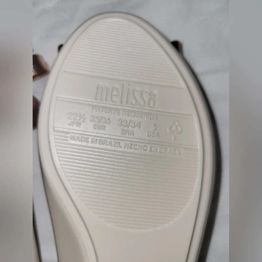 Melissa Women's Cream and Gold Bow Flats New* - Picture 3 of 3
